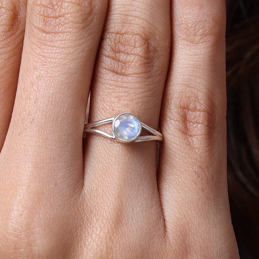 Rainbow Moonstone Ring, 925 Sterling Silver Ring, June Birthstone Ring, Cut Moonstone Ring, Handmade Gemstone Jewelry, Mothers Day Gift Ring