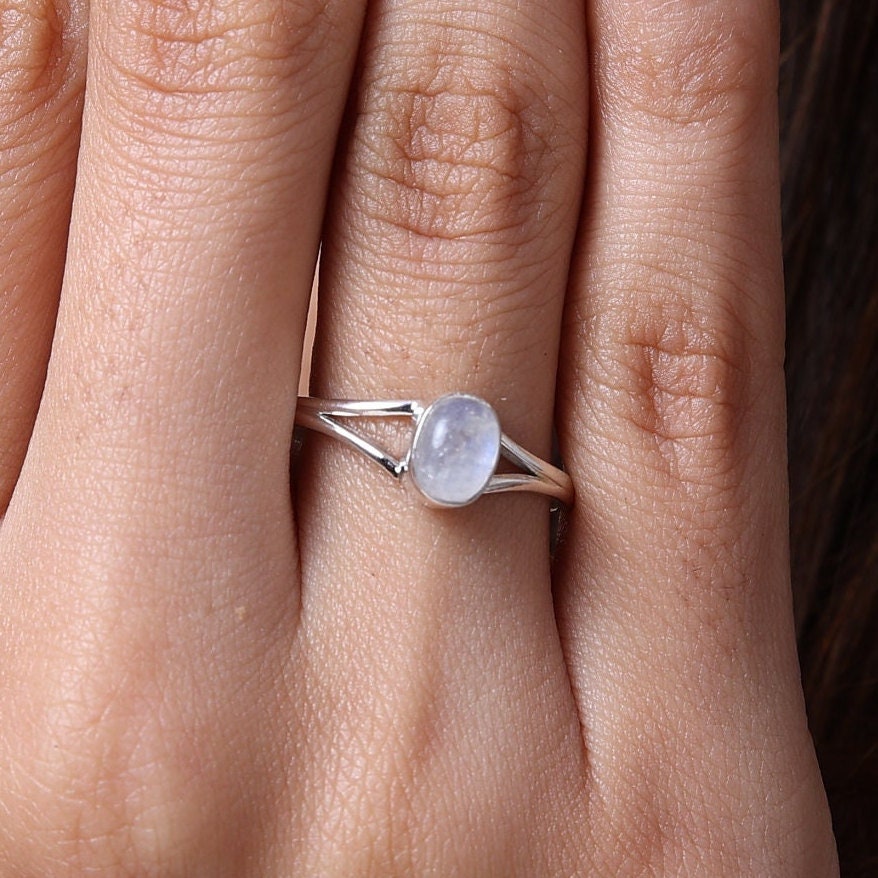 Rainbow Moonstone Ring, 925 Sterling Silver Ring, June Birthstone Ring, Oval Gemstone Ring, Handmade Jewelry Ring, Birthday Gift for Sister