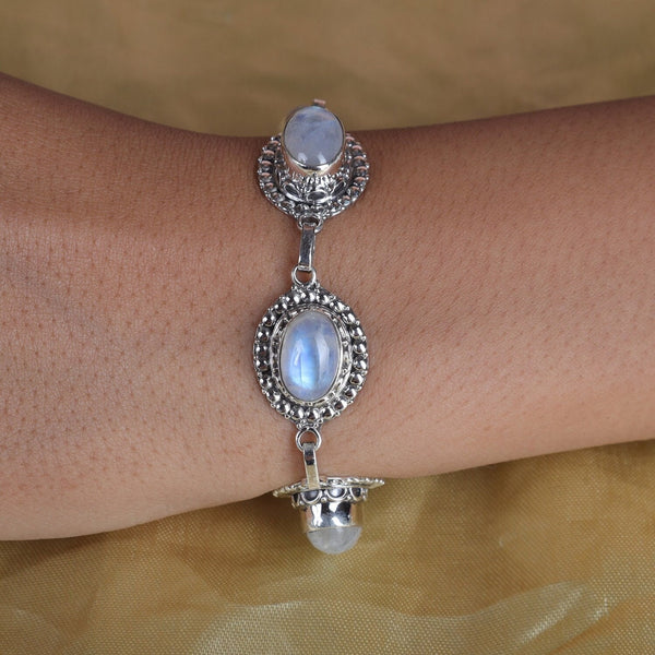 Rainbow Moonstone Bracelet, 925 Sterling Silver Bracelet, June Birthstone, Oval Gemstone Bracelet, Statement Bracelet, Gift for Girlfriend