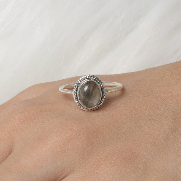 Purple Labradorite Ring, 925 Sterling Silver Ring, Purple Gemstone Ring, Handmade Silver Jewelry, Boho Ring, Minimalist Ring, Ring For Women