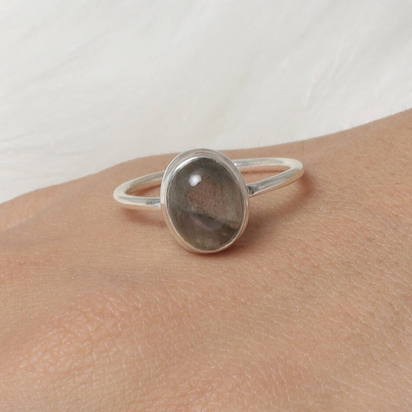 Natural Purple Labradorite Ring, 925 Solid Sterling Silver Ring, Purple Fire Gemstone Ring, Simple Band Ring, Boho Ring, Cabochon Jewelry