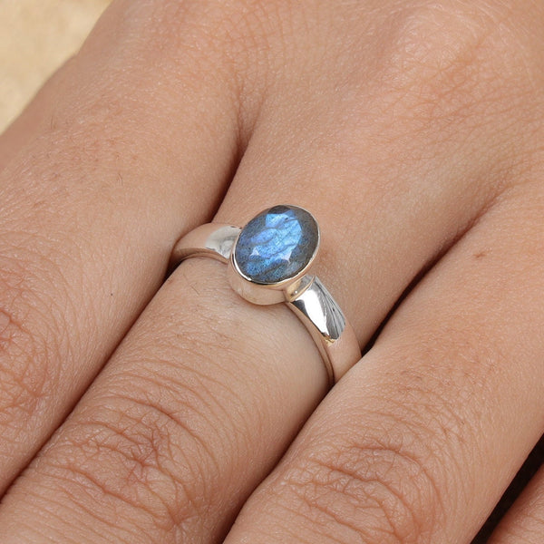 Natural Labradorite Ring, 925 Silver Ring, Oval Shaped Stone Ring, Boho Ring, Handmade Ring, Stacking Ring, Women Ring, Labradorite Ring