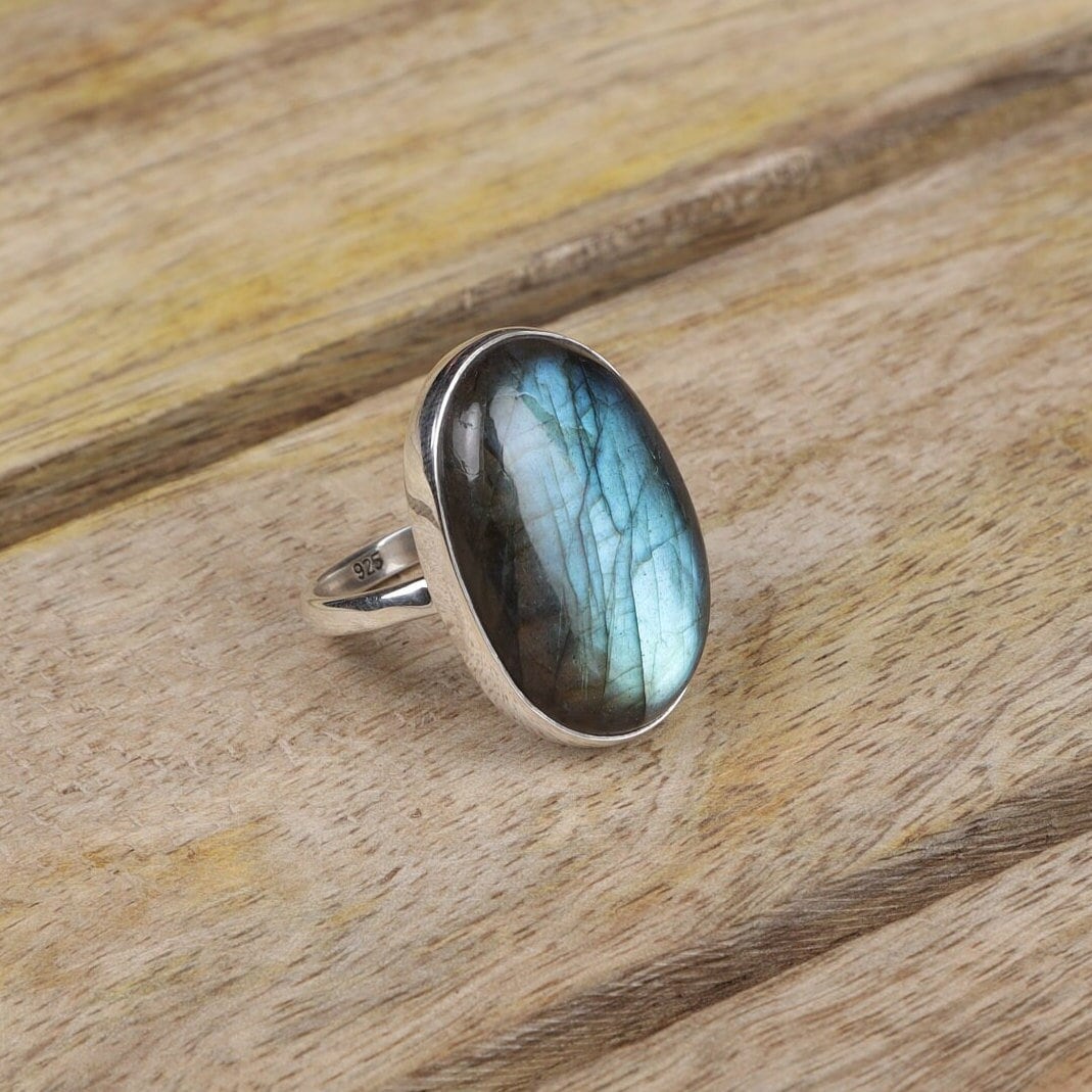 Labradorite Sterling Silver Ring