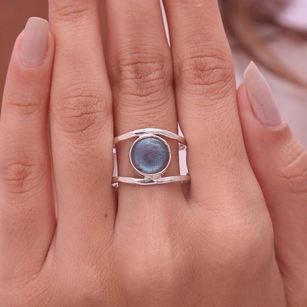 Labradorite Sterling Silver Ring