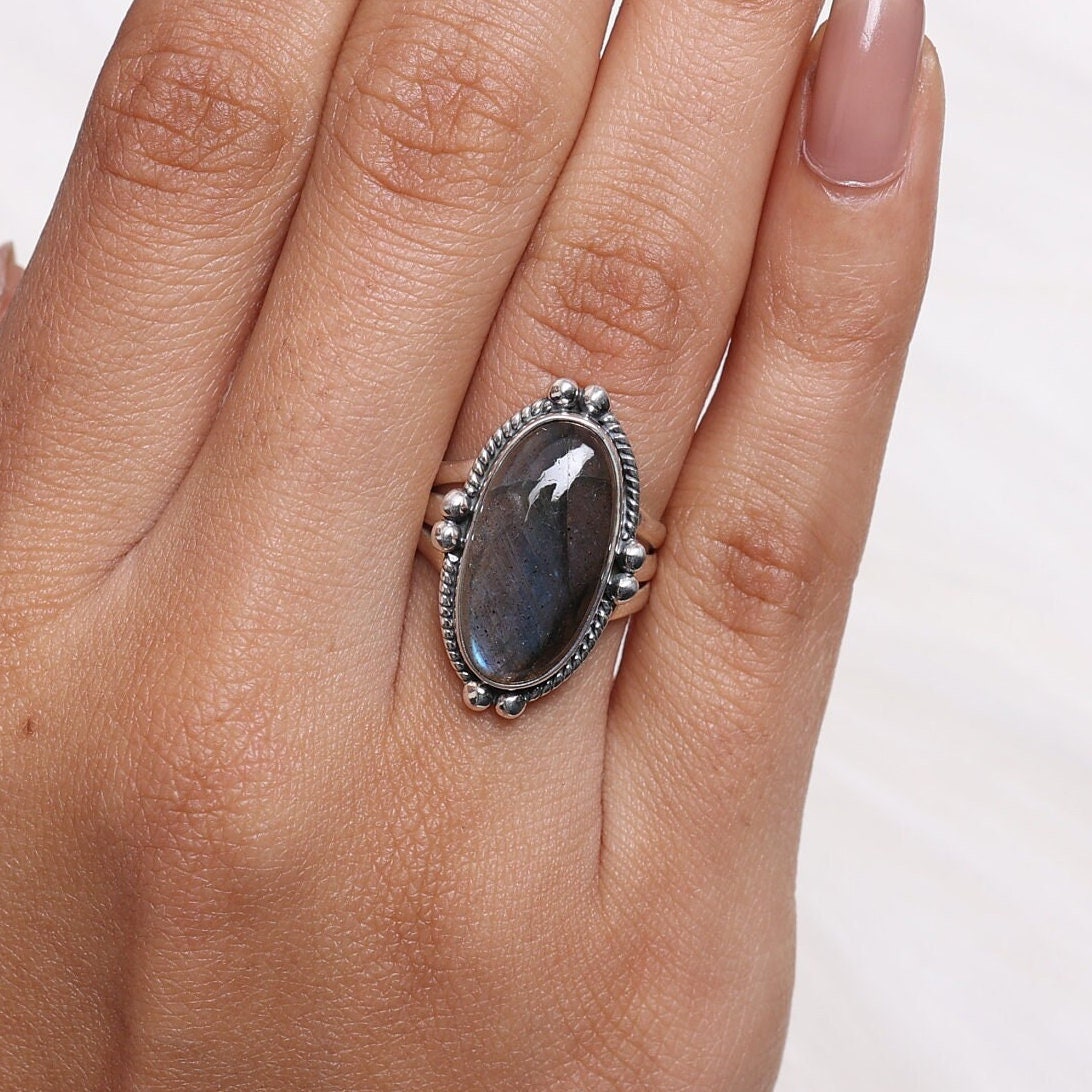 Labradorite Sterling Silver Ring