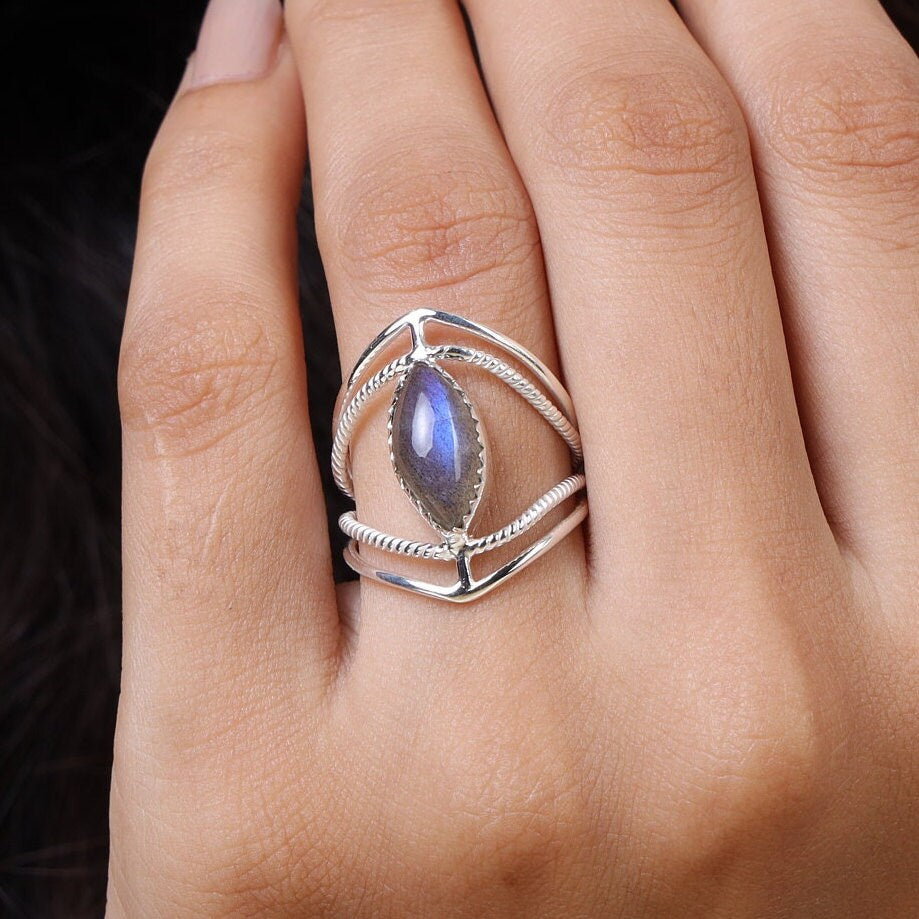 Labradorite Sterling Silver Ring