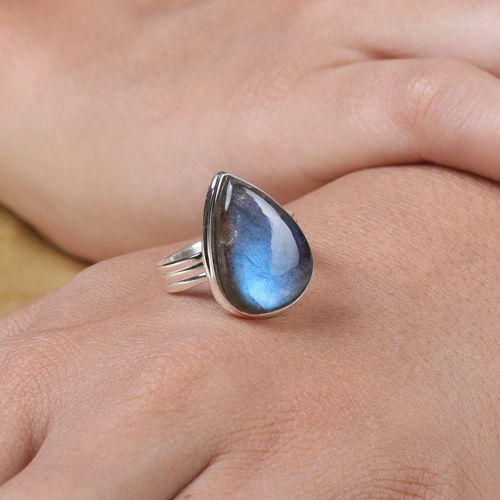 Labradorite Sterling Silver Ring