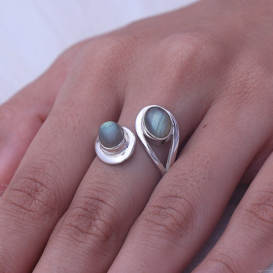 Labradorite Sterling Silver Ring