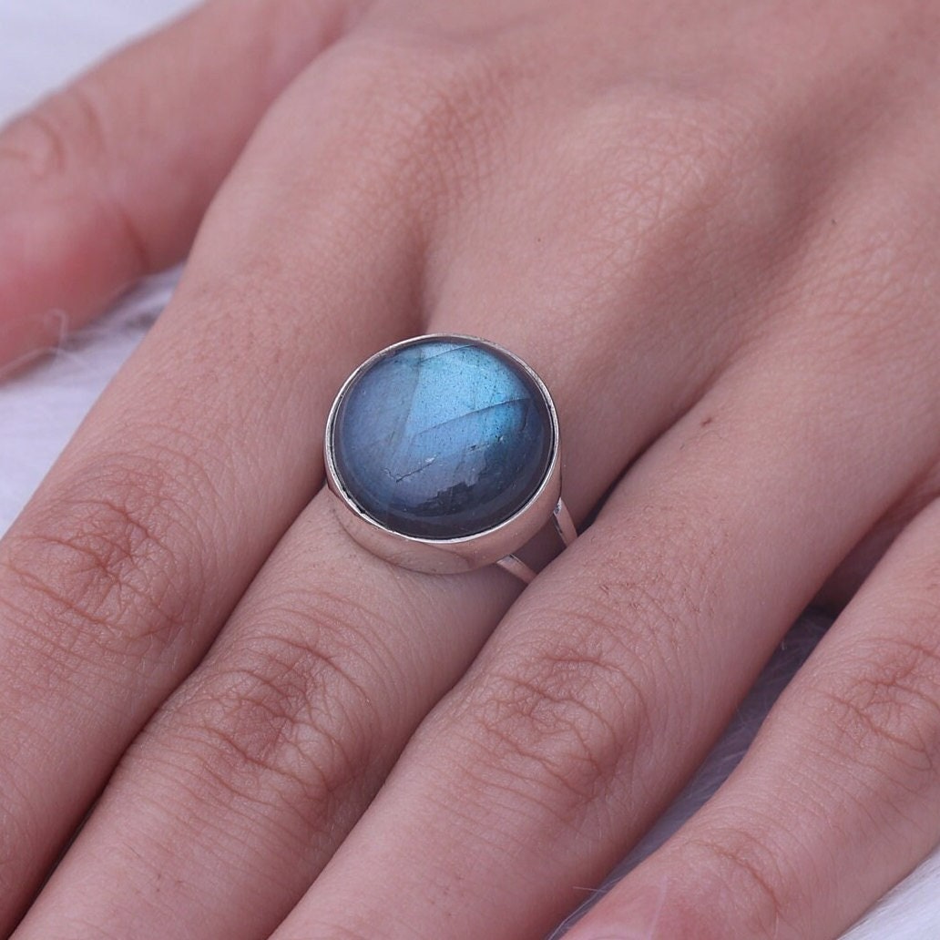 Labradorite Sterling Silver Ring