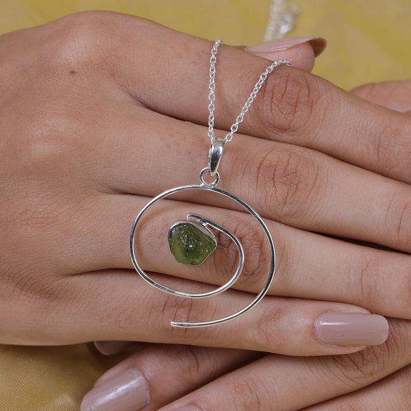 Raw Peridot Pendant, 925 Sterling Silver Necklace, August Birthstone, Green Gemstone Pendant, Spiral Shaped Pendant, Raw Crystal Jewellery