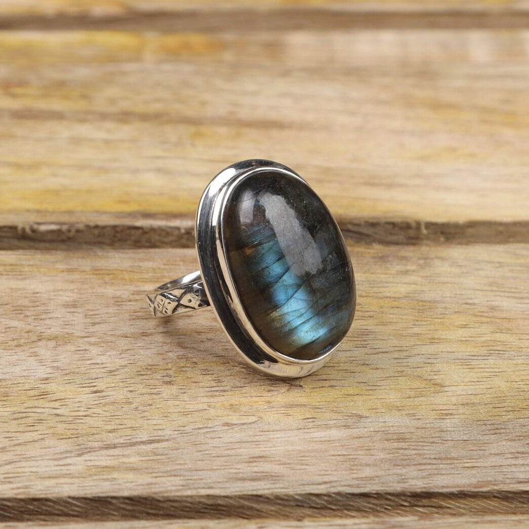 Labradorite Sterling Silver Ring