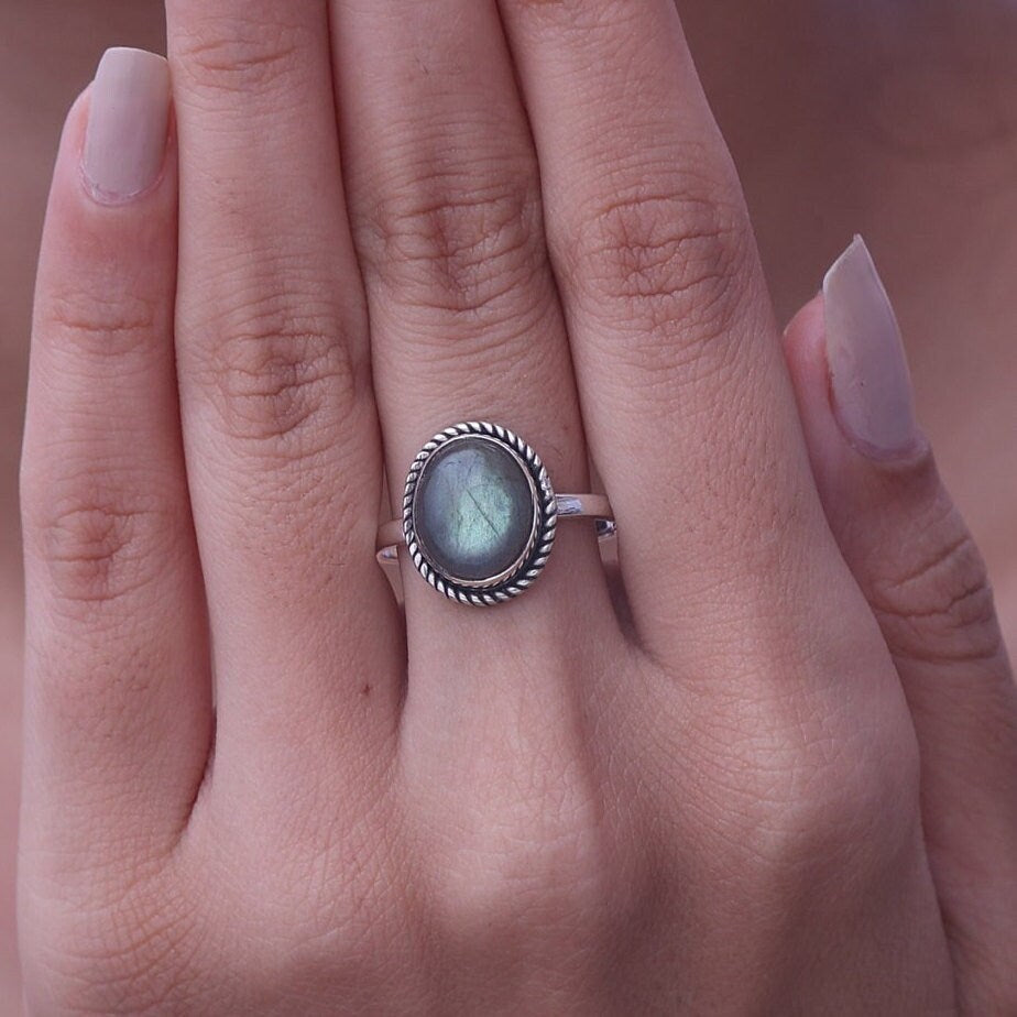 Labradorite Sterling Silver Ring