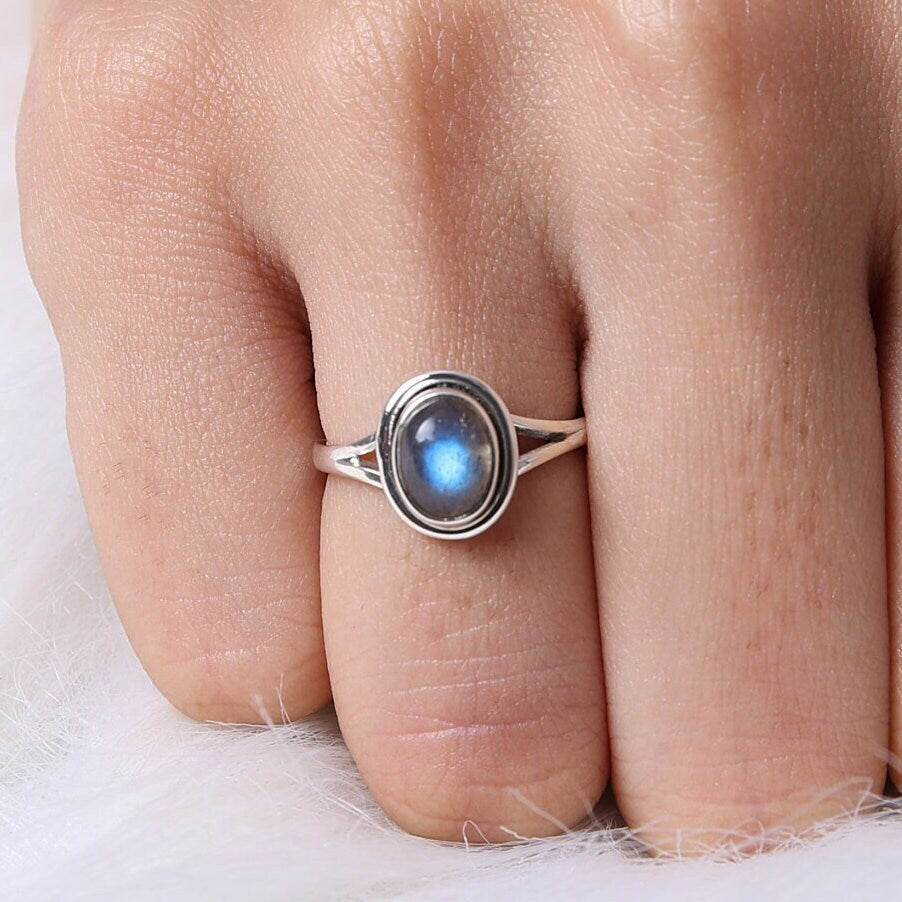 Labradorite Sterling Silver Ring