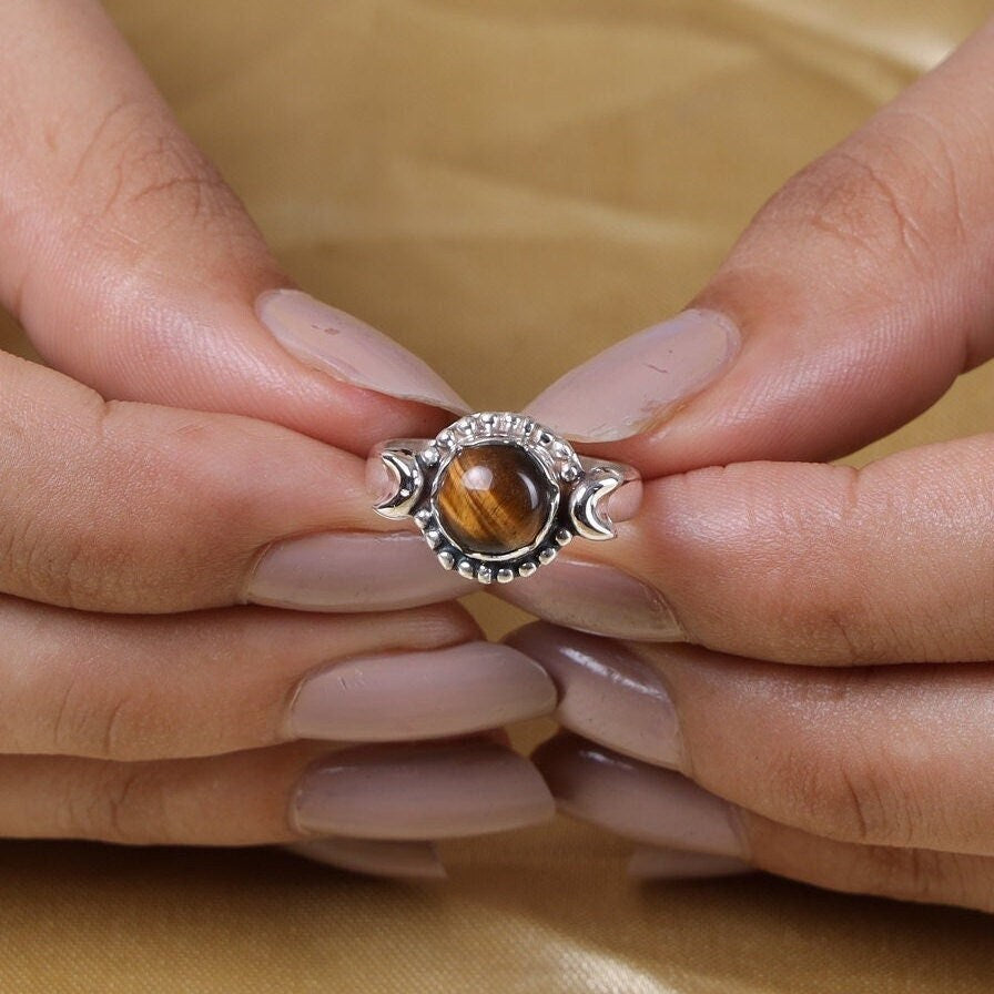 Tiger Eye Ring, 925 Sterling Silver Ring, Round Gemstone Ring, Cabochon Ring, Dainty Ring, Handmade Ring, Boho Ring, Tiger Eye Silver Ring