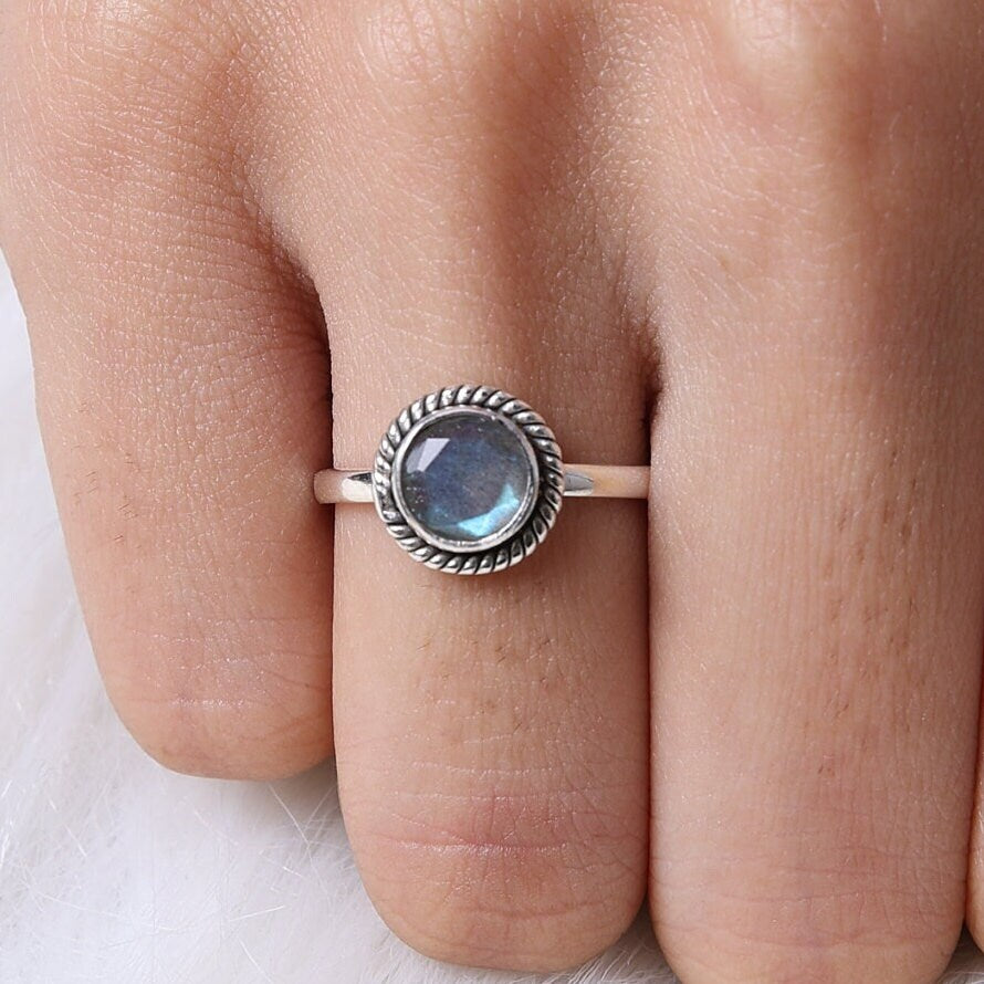 Labradorite Sterling Silver Ring