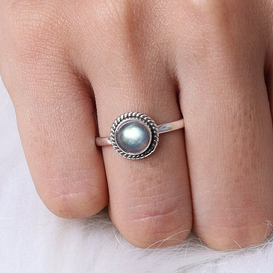 Labradorite Sterling Silver Ring