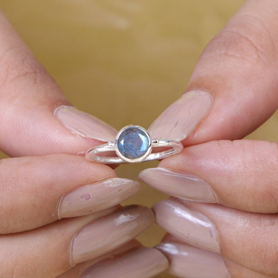 Labradorite Sterling Silver Ring