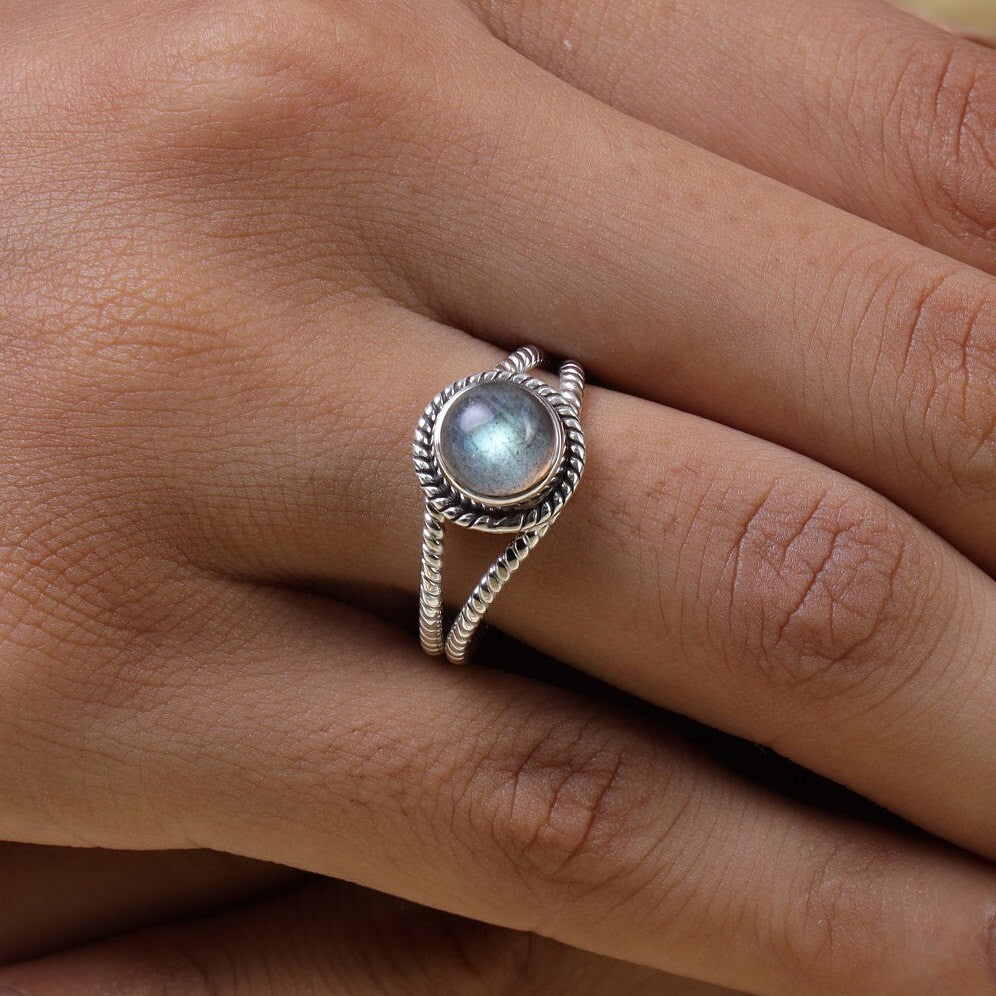 Labradorite Sterling Silver Ring