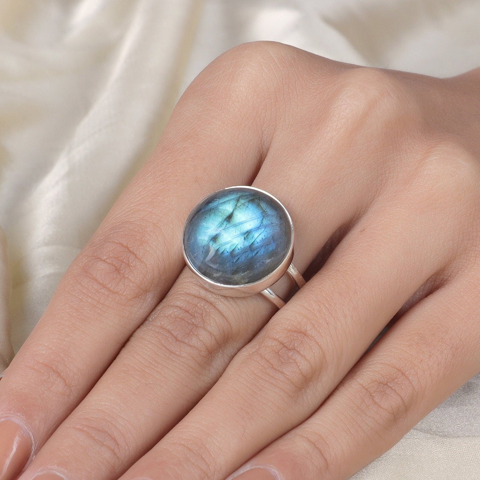 Labradorite Sterling Silver Ring