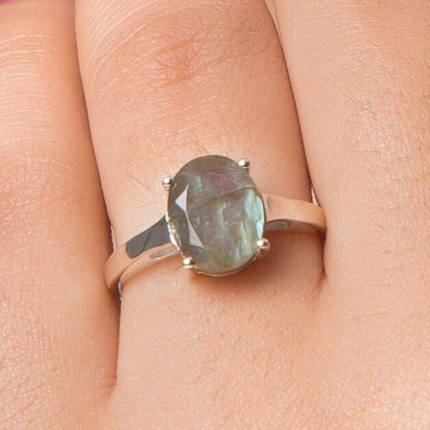 Labradorite Sterling Silver Ring