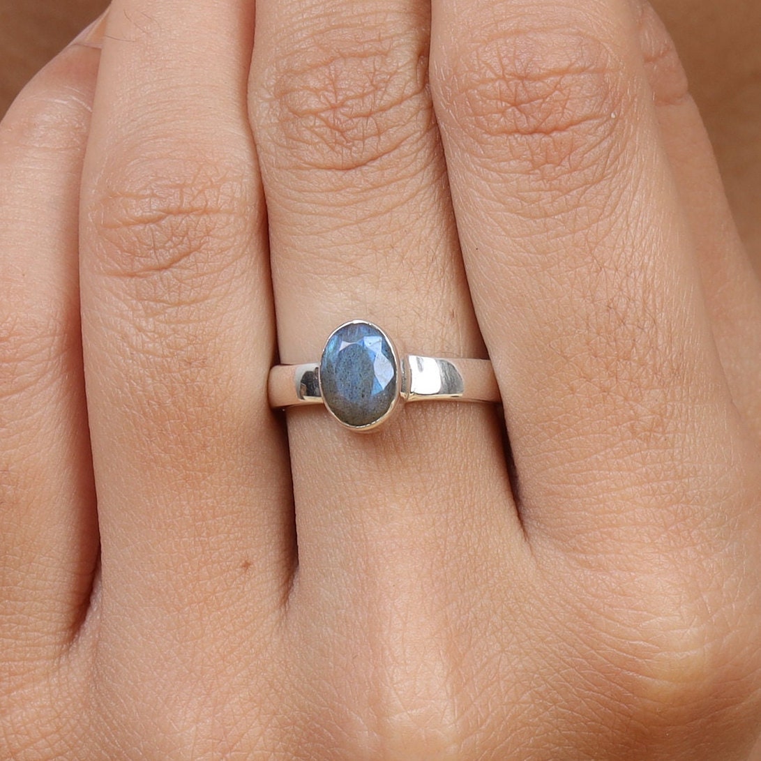 Labradorite Sterling Silver Ring